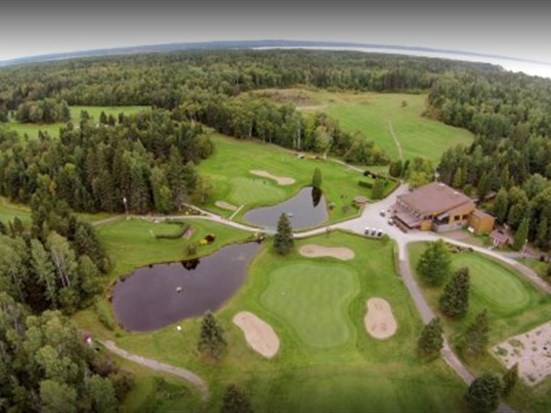 Été difficile : Le club de golf Lac-Saint-Jean s’en sort bien 